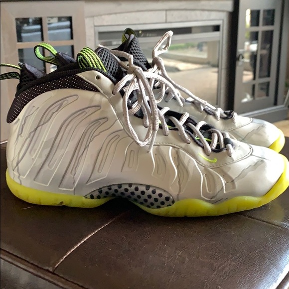 silver camo foamposite